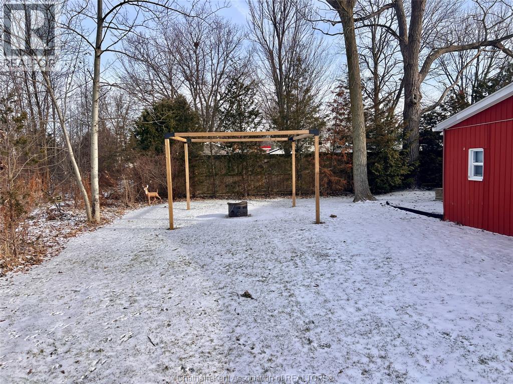 8583 James Street, Charing Cross, ON - Outdoor