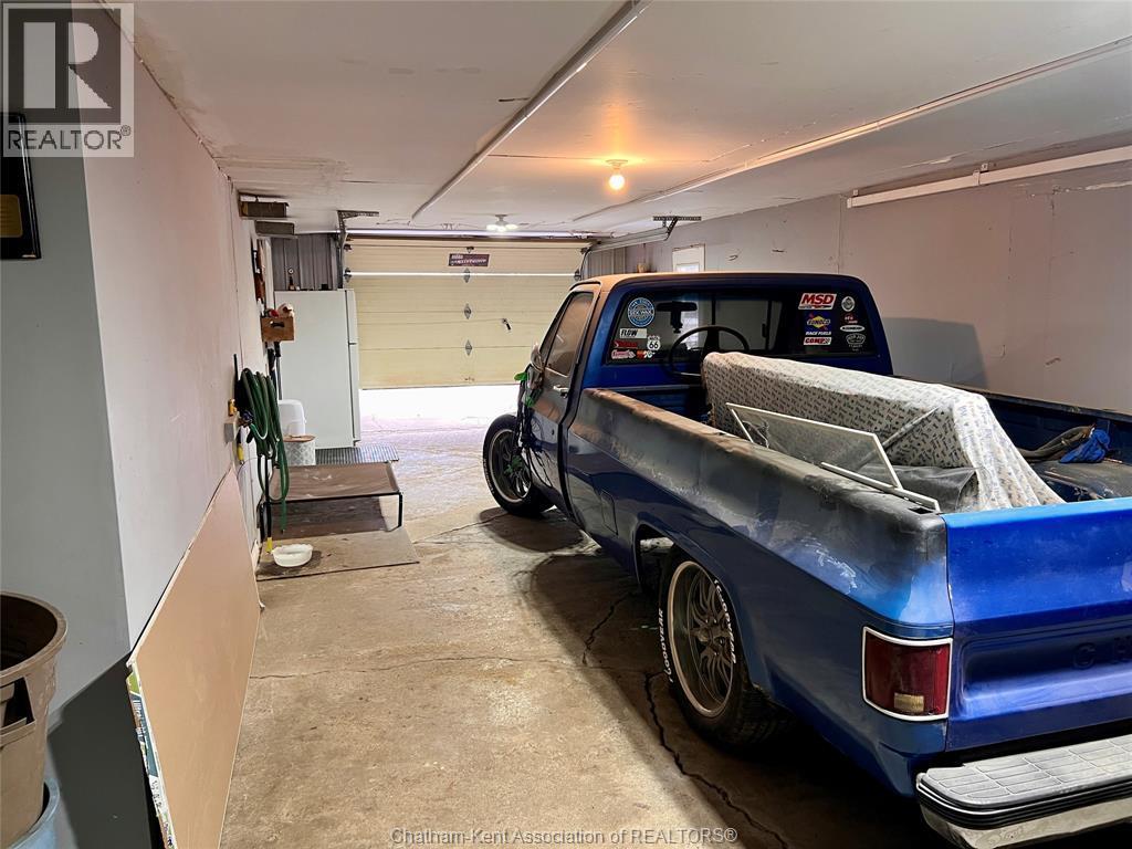 8583 James Street, Charing Cross, ON - Indoor Photo Showing Garage