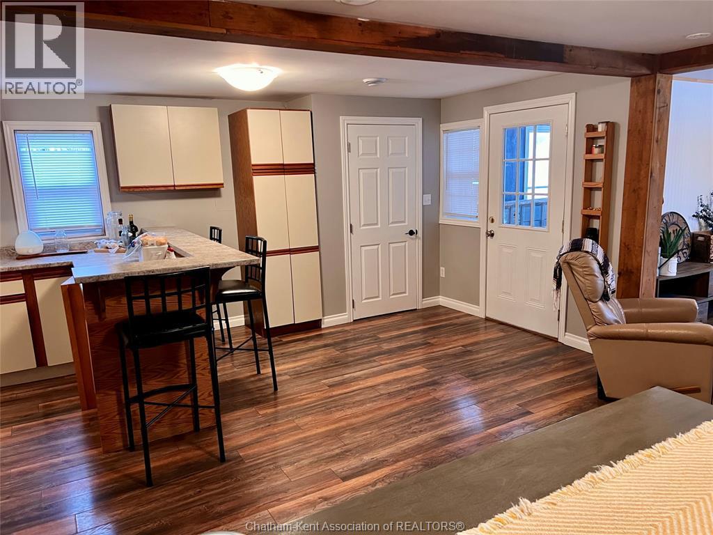 8583 James Street, Charing Cross, ON - Indoor