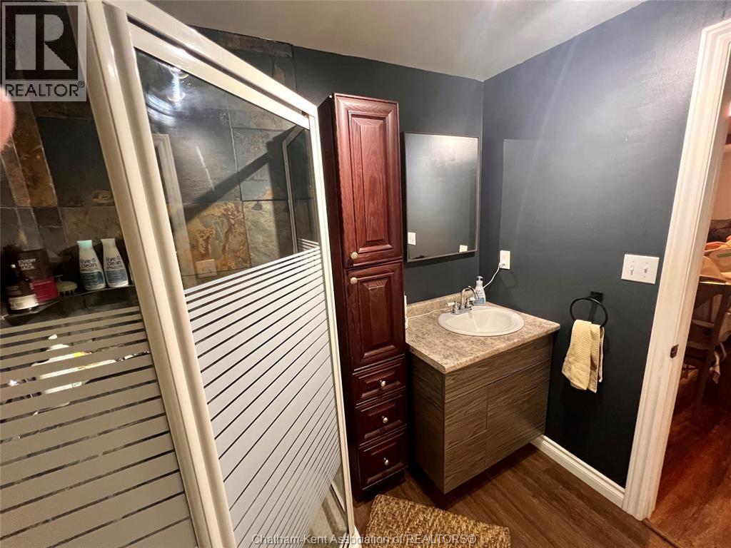 8583 James Street, Charing Cross, ON - Indoor Photo Showing Bathroom