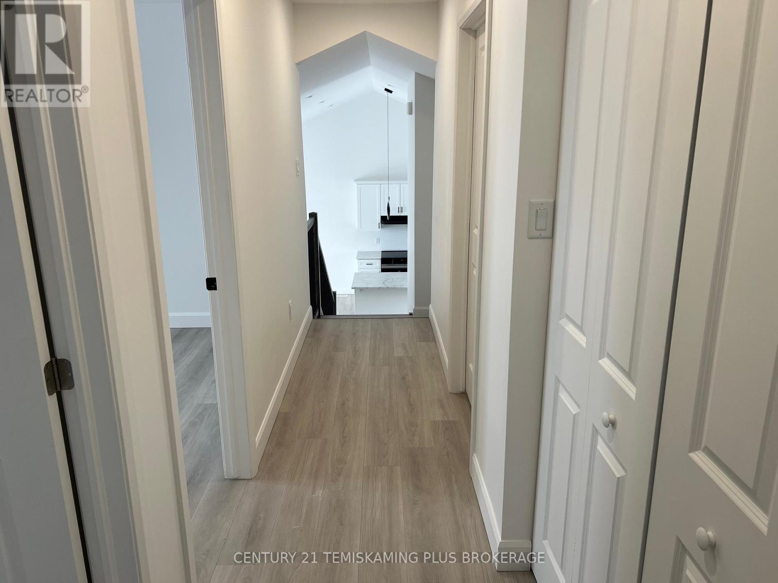 40 Tenth Avenue S, Armstrong (Earlton), ON - Indoor