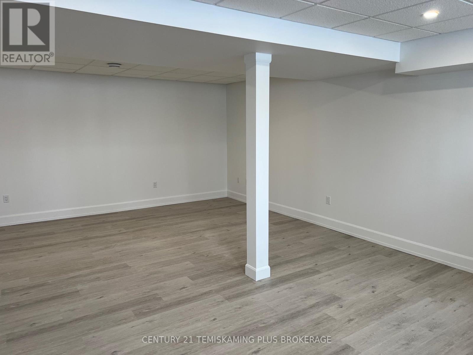 40 Tenth Avenue S, Armstrong (Earlton), ON - Indoor