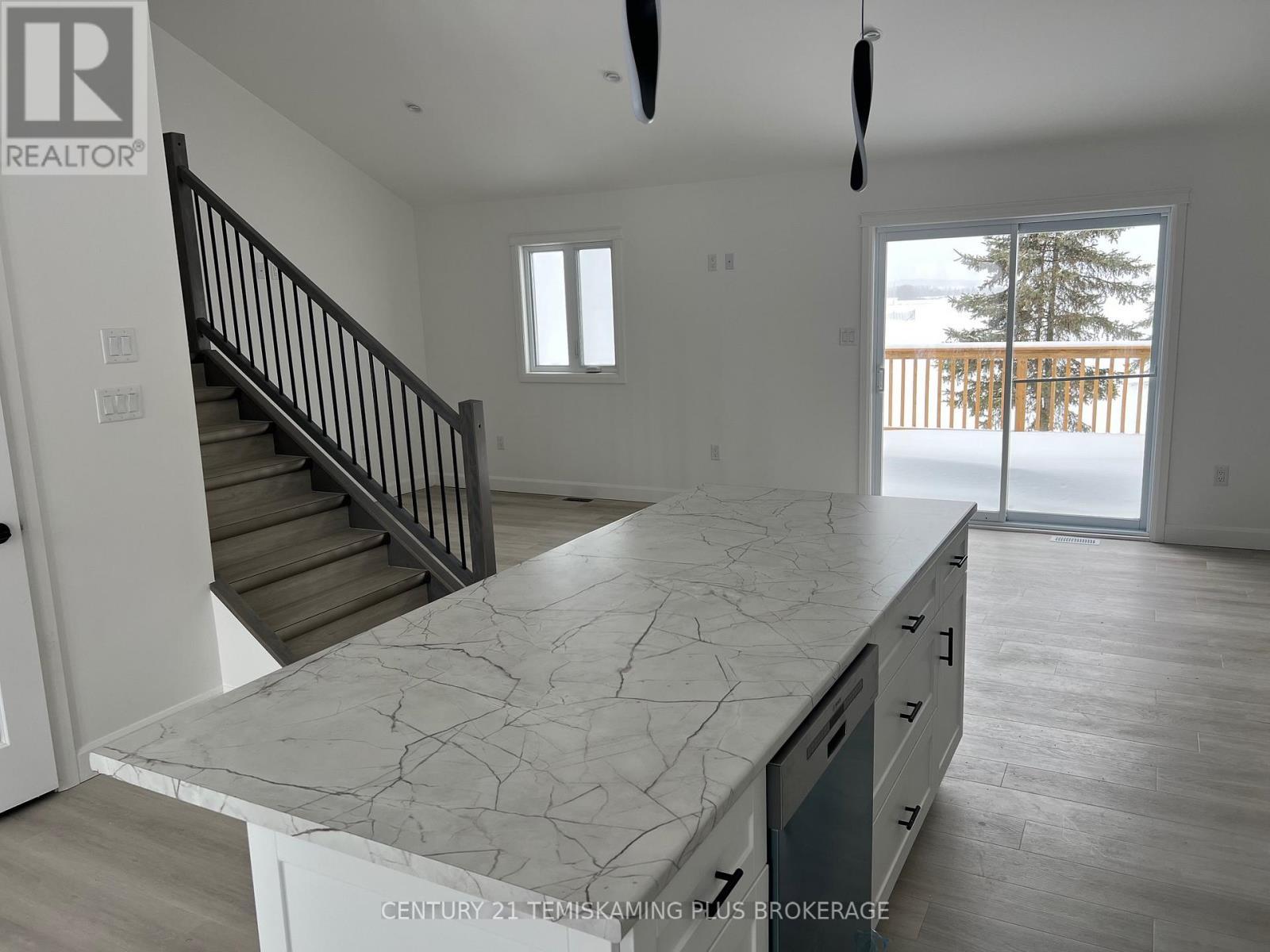 40 Tenth Avenue S, Armstrong (Earlton), ON - Indoor Photo Showing Other Room