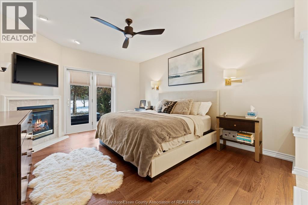 227 Clubview Drive, Amherstburg, ON - Indoor Photo Showing Bedroom