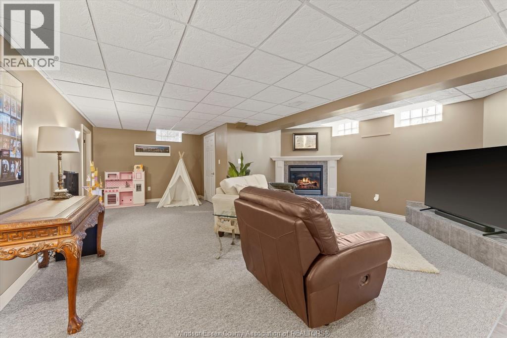 227 Clubview Drive, Amherstburg, ON - Indoor