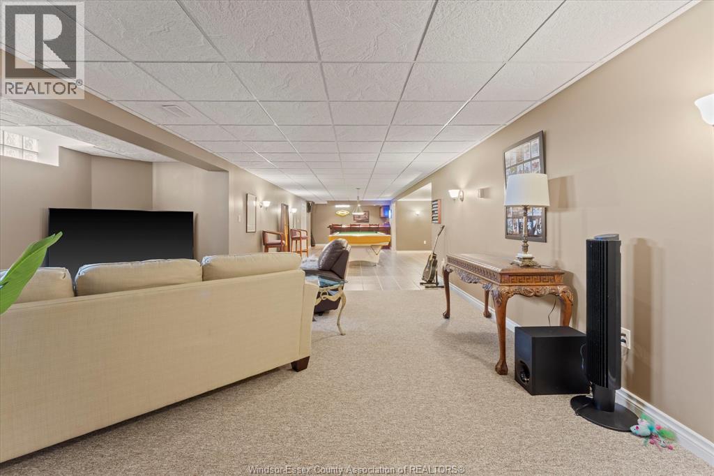 227 Clubview Drive, Amherstburg, ON - Indoor