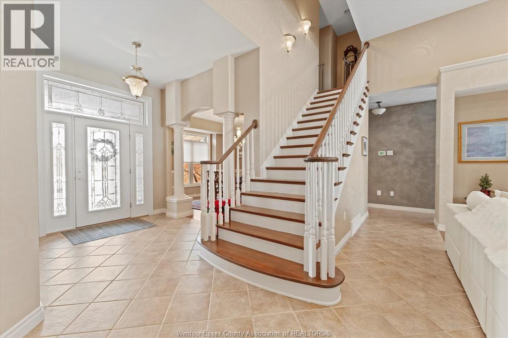 227 Clubview Drive, Amherstburg, ON - Indoor Photo Showing Other Room