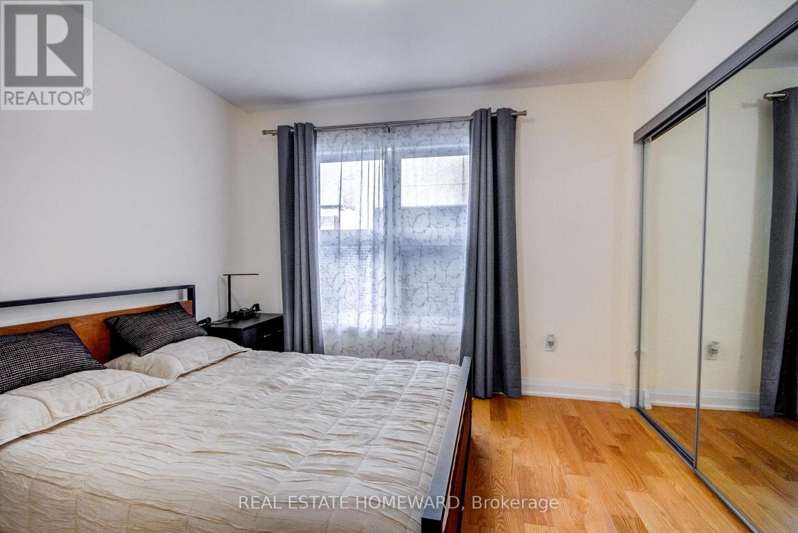 4 Curlew Drive, Toronto, ON