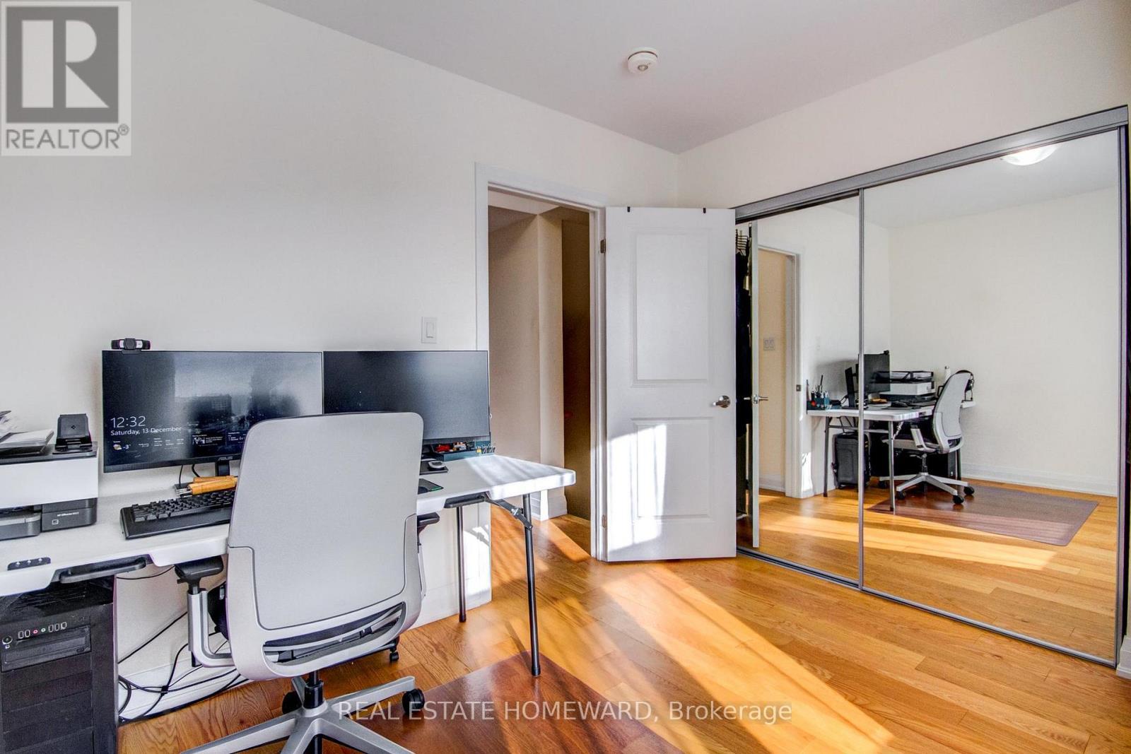 4 Curlew Drive, Toronto, ON