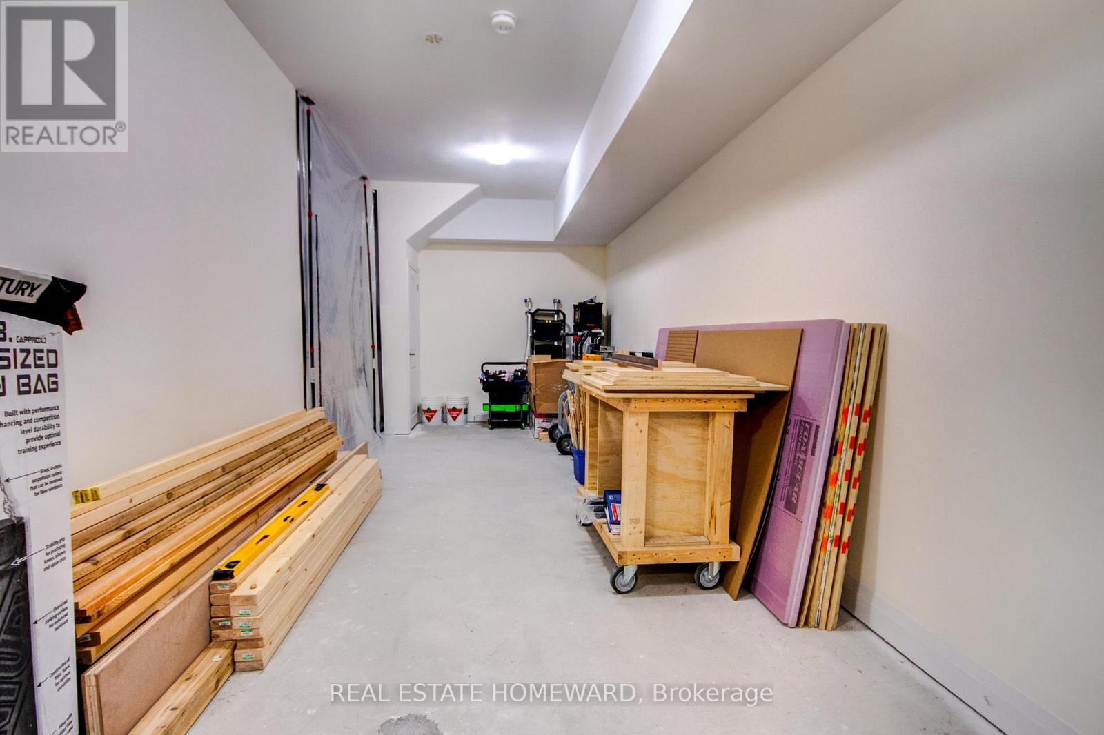 4 Curlew Drive, Toronto, ON