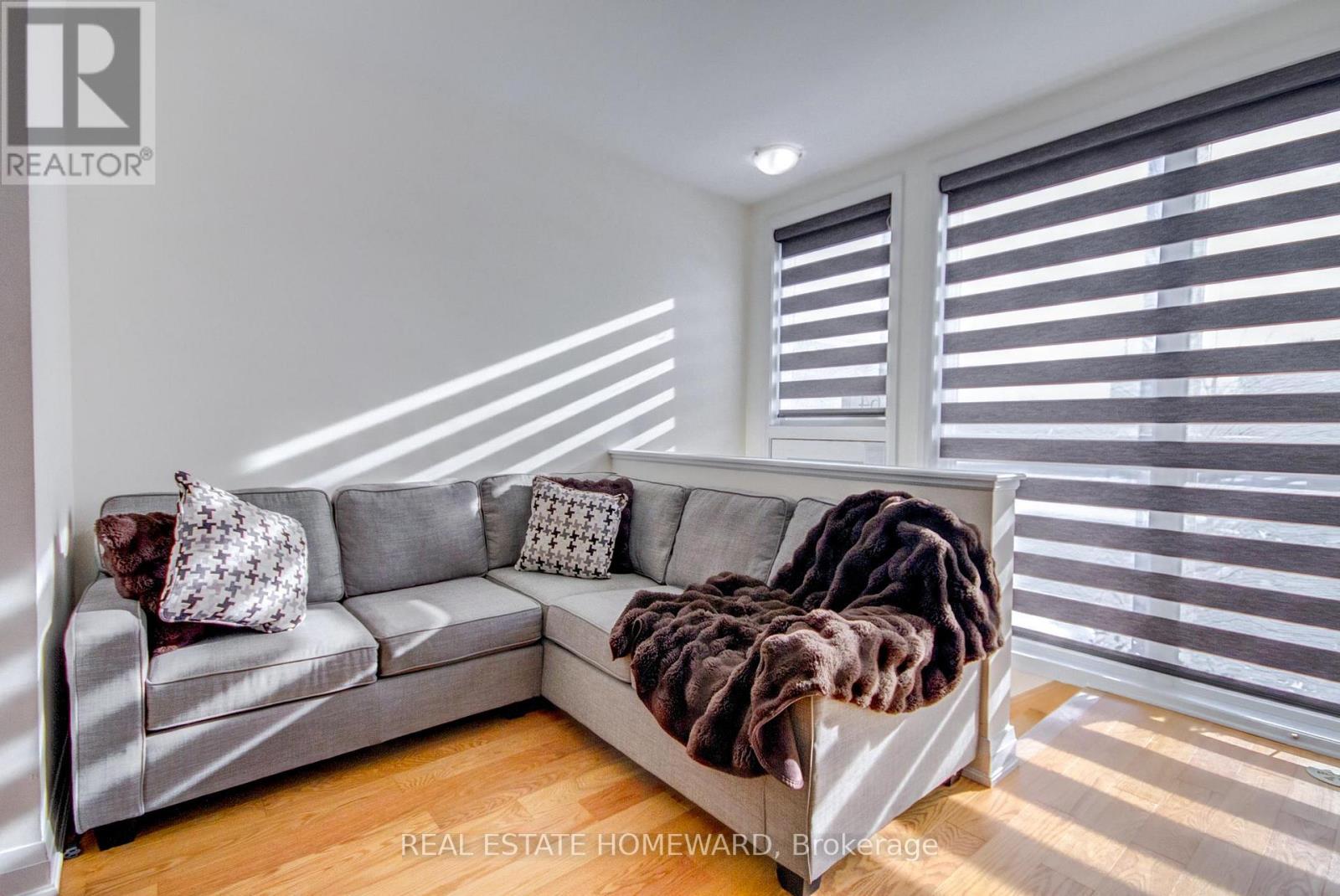 4 Curlew Drive, Toronto, ON