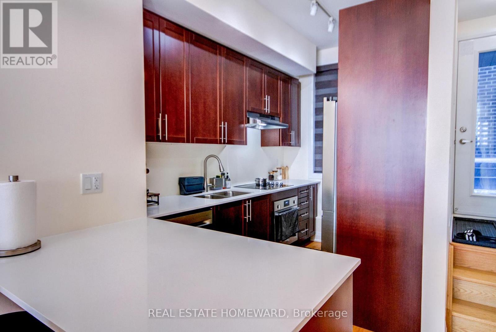 4 Curlew Drive, Toronto, ON