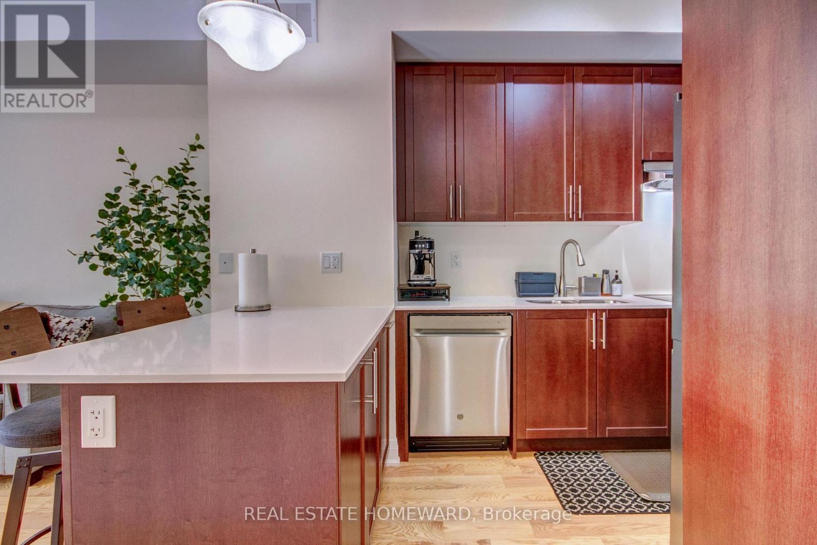 4 Curlew Drive, Toronto, ON