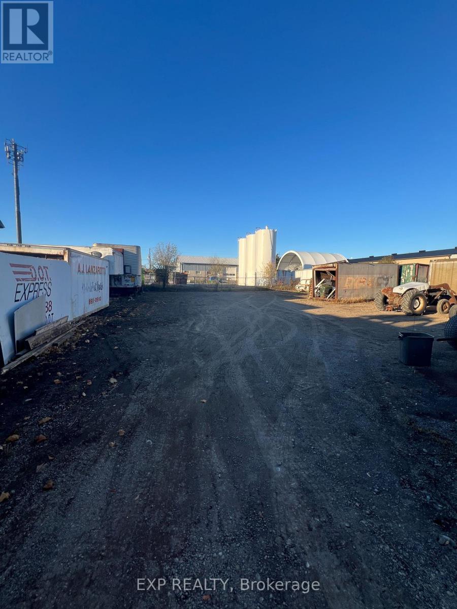 1682 Baseline Road W, Clarington (Courtice), ON