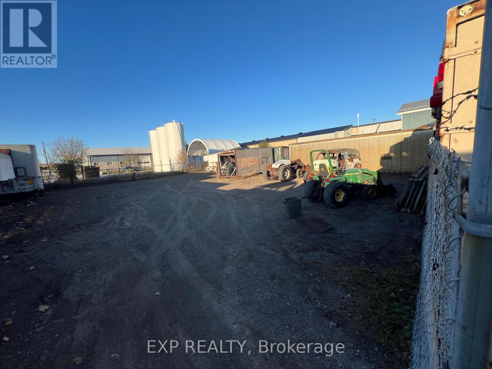 1682 Baseline Road W, Clarington (Courtice), ON