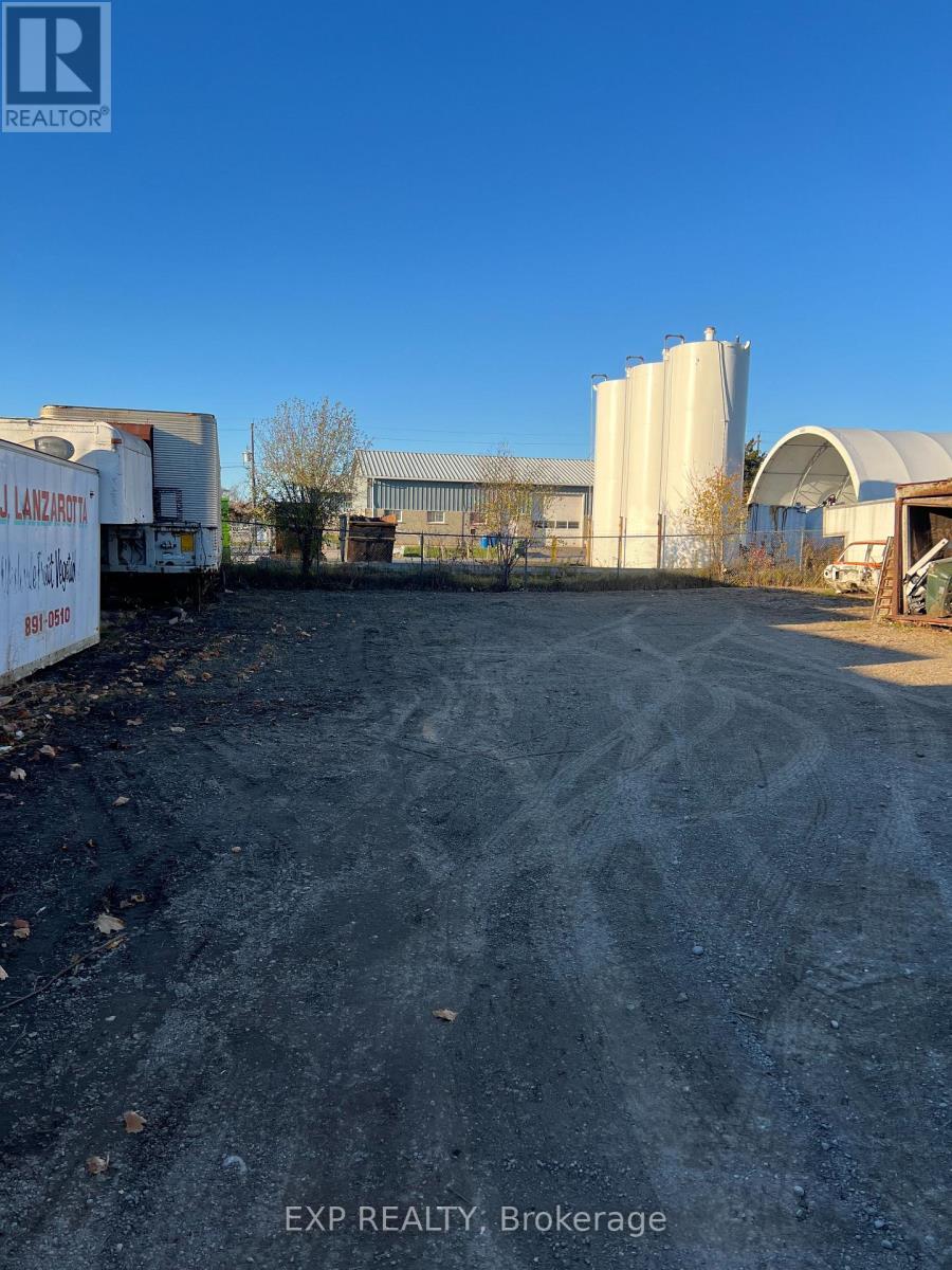 1682 Baseline Road W, Clarington (Courtice), ON