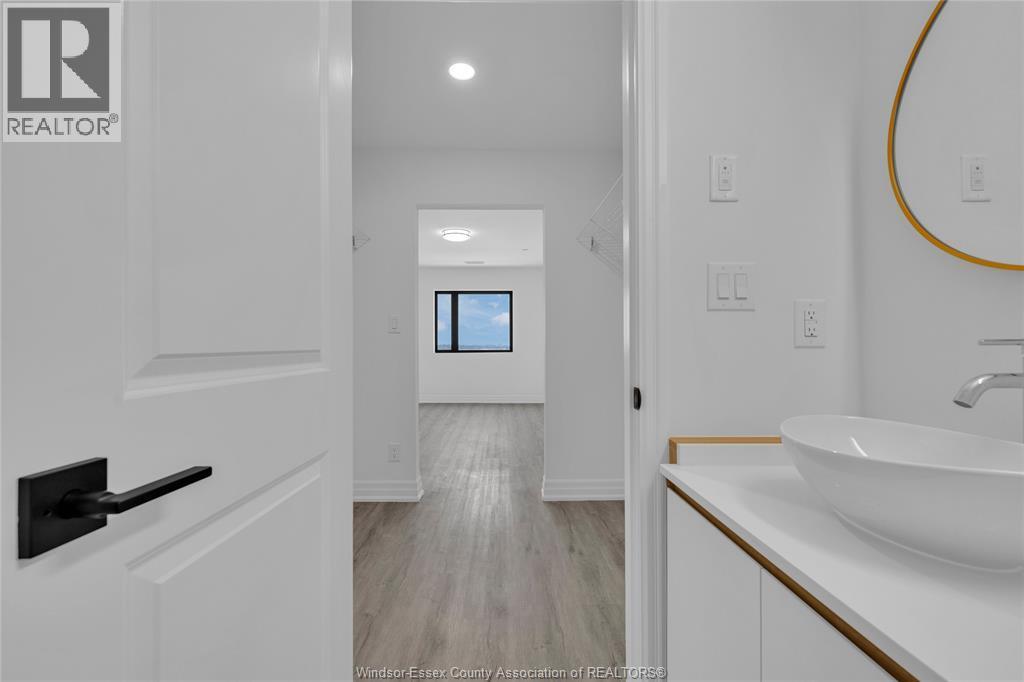 7337 Meo Boulevard Unit# 615, Lasalle, ON - Indoor