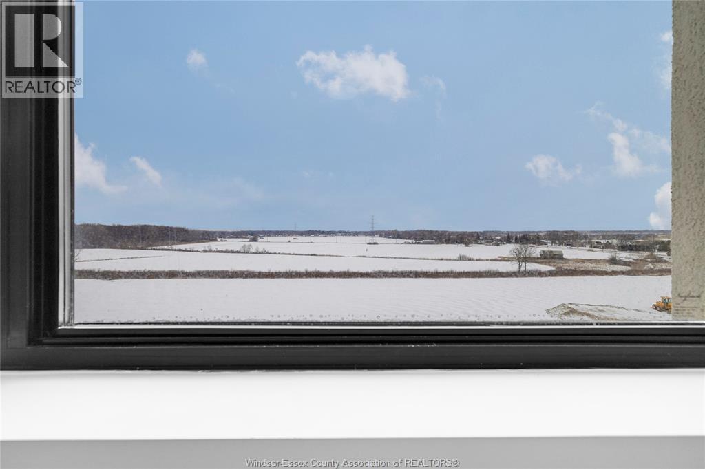 7337 Meo Boulevard Unit# 615, Lasalle, ON - With View