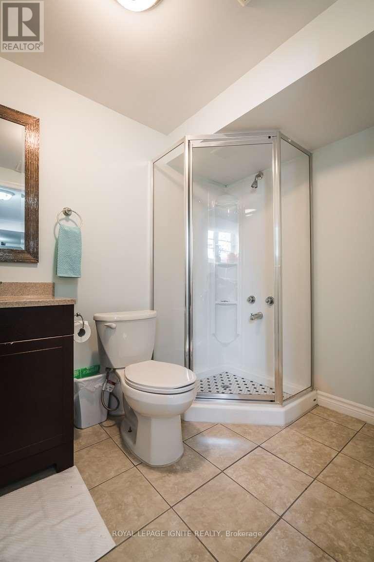 Main - 753 Morrish Road, Toronto, ON - Indoor Photo Showing Bathroom