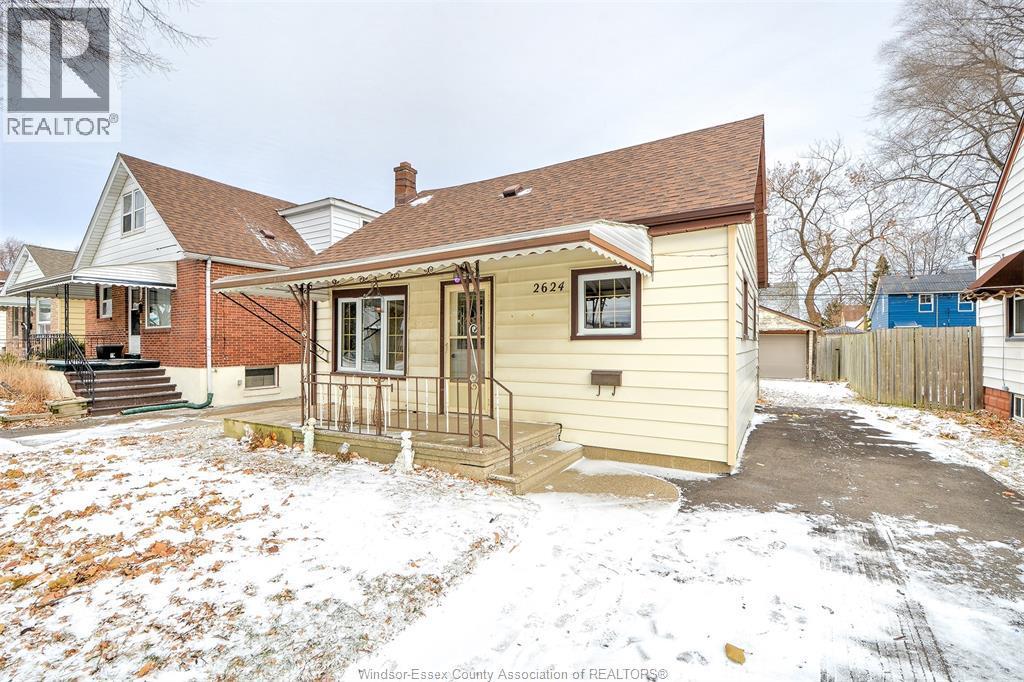 2624 Alexis, Windsor, ON - Outdoor