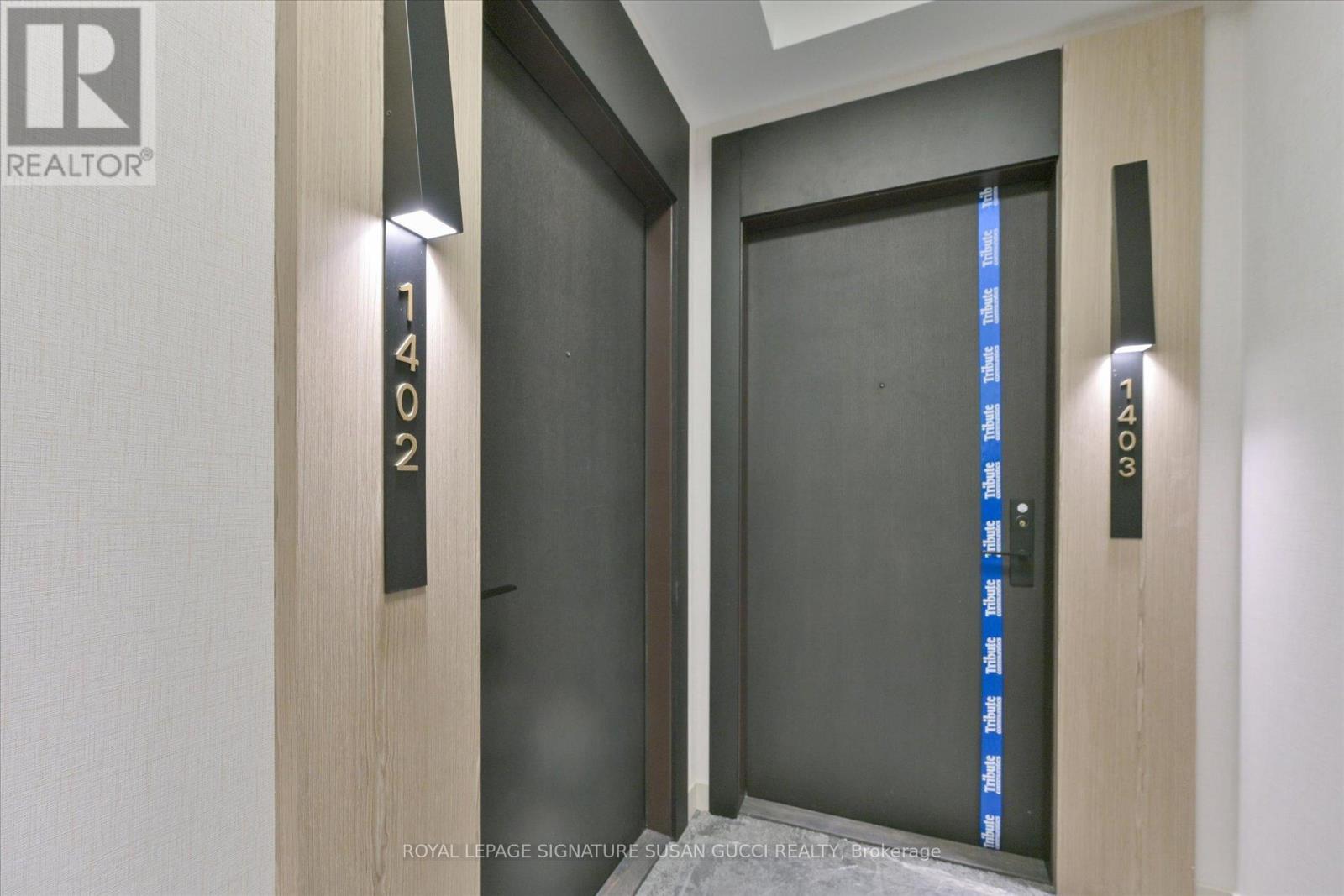 20 Soudan Avenue, Toronto, ON - Indoor