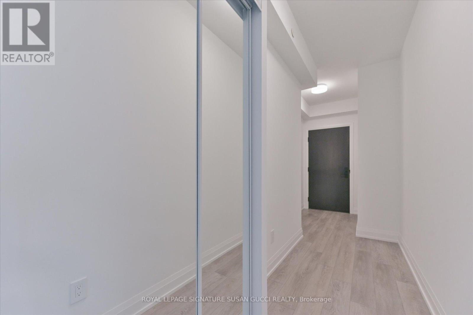20 Soudan Avenue, Toronto, ON - Indoor Photo Showing Other Room