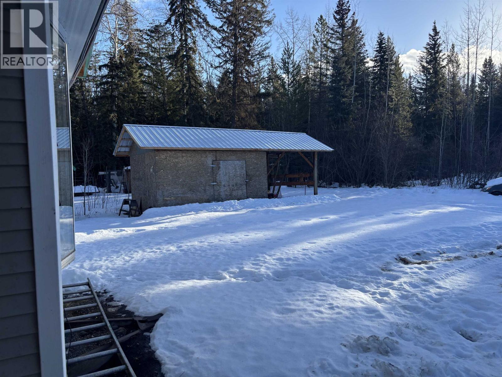 3136 Horsefly Road, 150 Mile House, BC - Outdoor