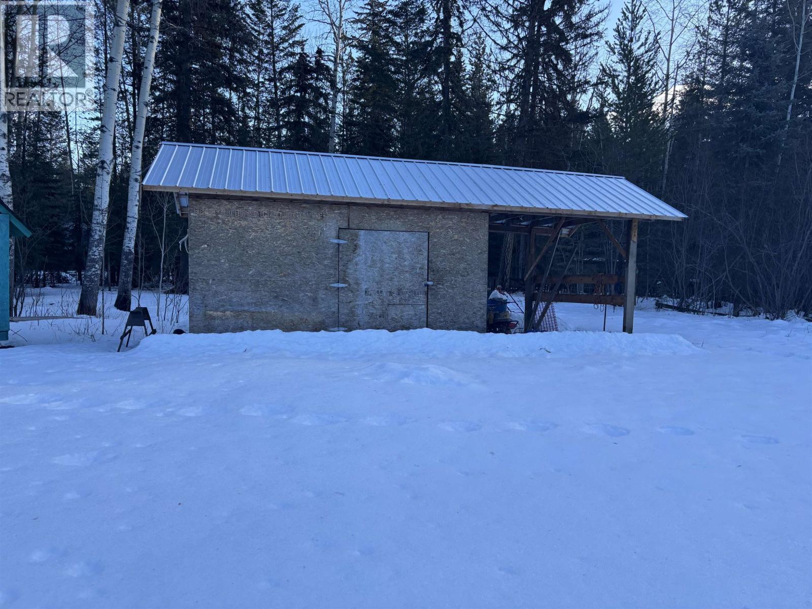 3136 Horsefly Road, 150 Mile House, BC - Outdoor