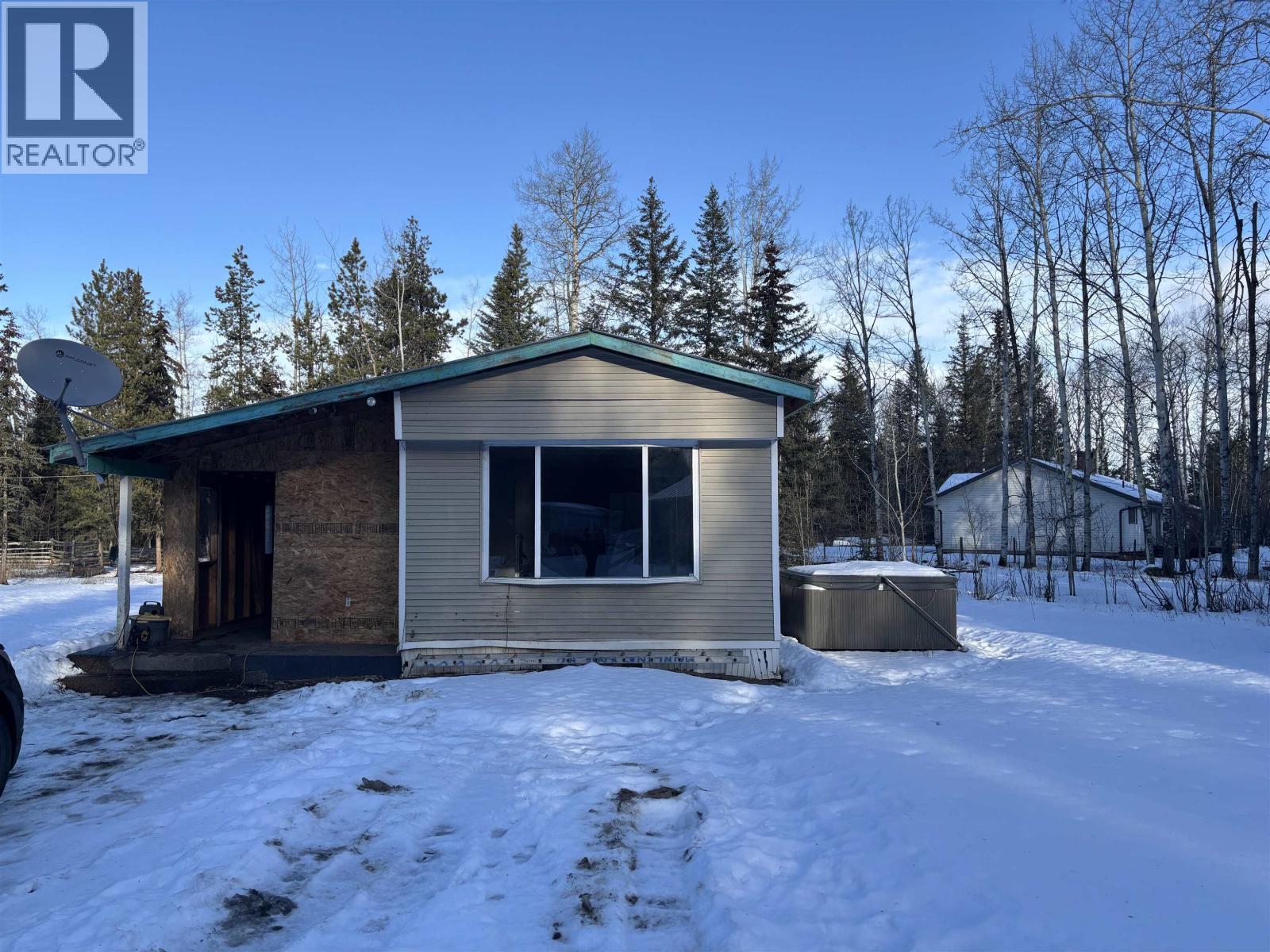 3136 Horsefly Road, 150 Mile House, BC - Outdoor