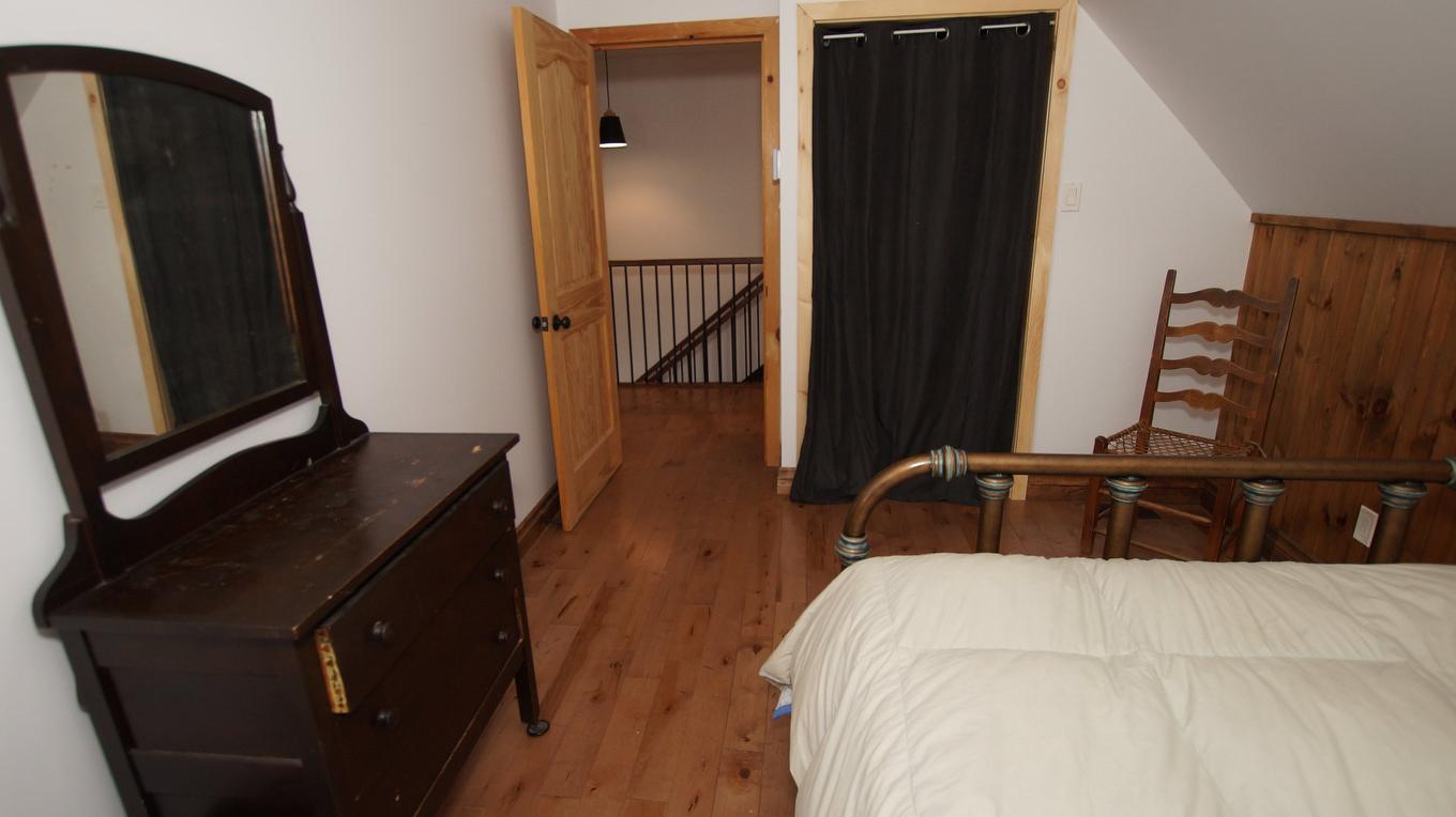Chambre à coucher - 305 Rue Laforest, Saint-Alphonse-Rodriguez, QC - Indoor