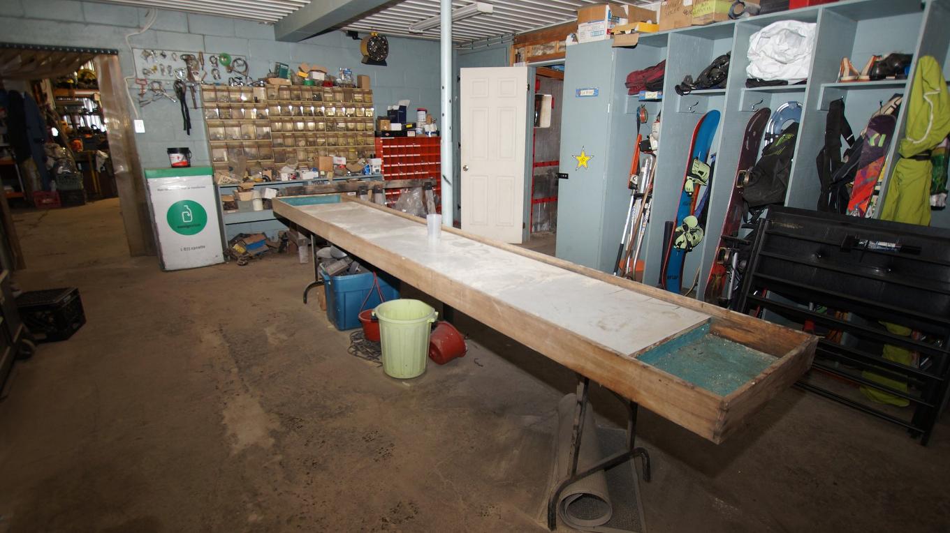 Garage - 305 Rue Laforest, Saint-Alphonse-Rodriguez, QC - Indoor