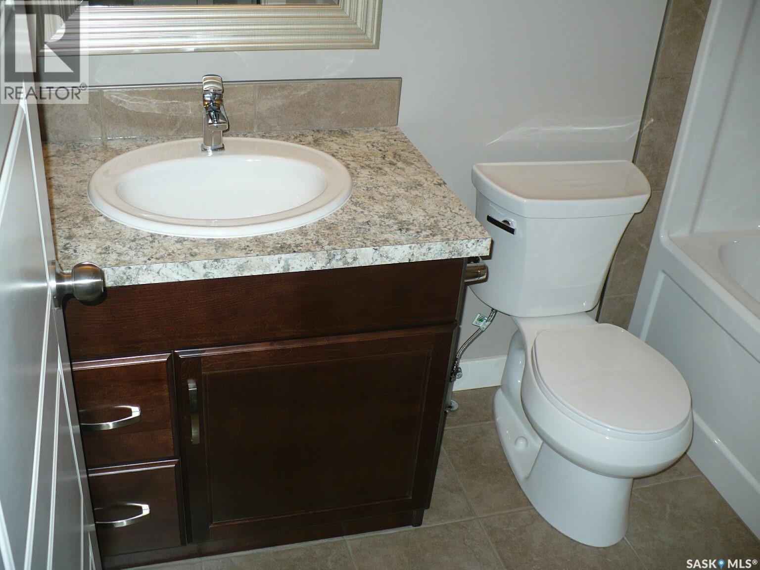 2237 Mcara Street, Regina, SK - Indoor Photo Showing Bathroom