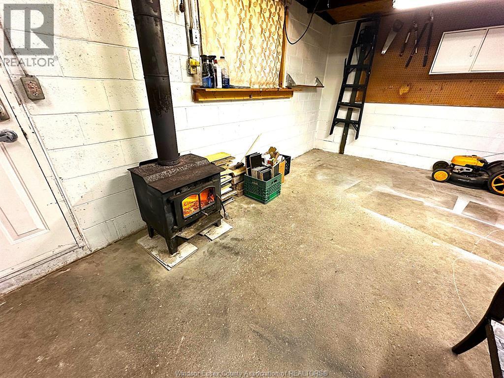 1966 Rossini, Windsor, ON - Indoor Photo Showing Other Room With Fireplace