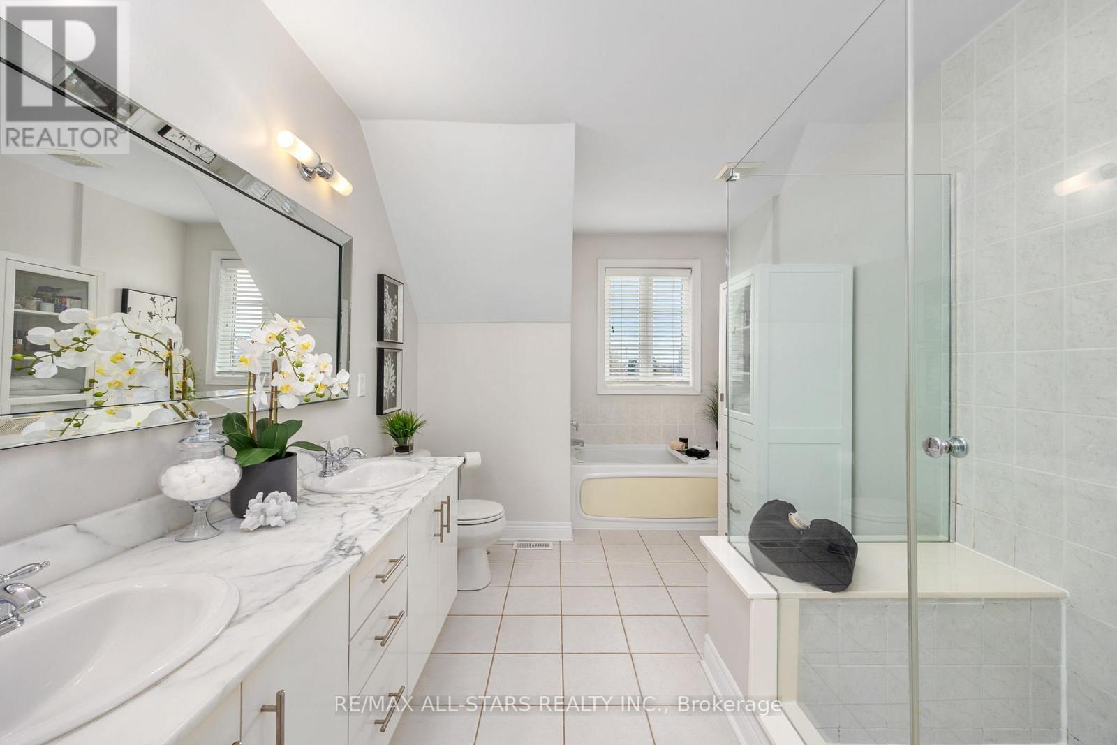 Primary Ensuite Bathroom - 114 Six Point Road, Toronto, ON - Indoor Photo Showing Bathroom