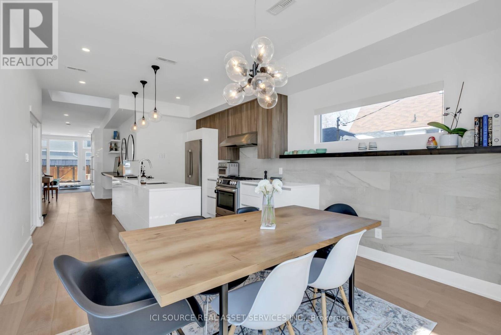 103 Armstrong Street, Ottawa, ON - Indoor