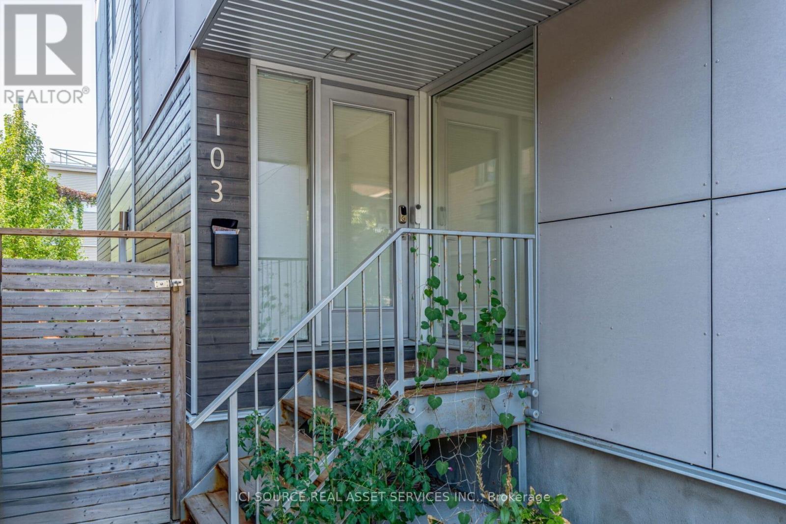 103 Armstrong Street, Ottawa, ON - Outdoor With Exterior