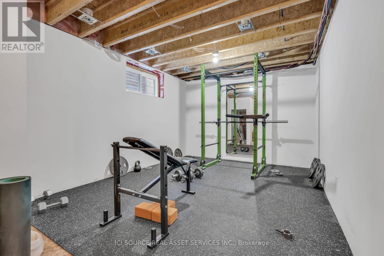 103 Armstrong Street, Ottawa, ON - Indoor