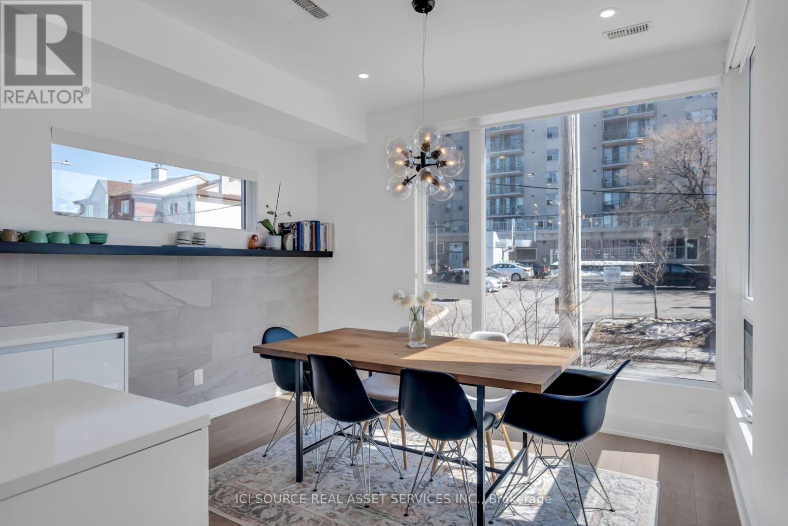 103 Armstrong Street, Ottawa, ON - Indoor Photo Showing Dining Room