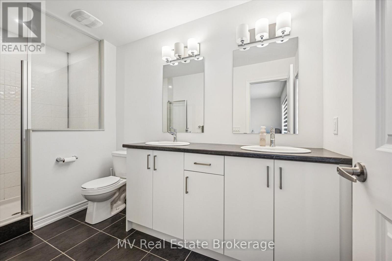 18 Gauley Drive, Centre Wellington (Fergus), ON - Indoor Photo Showing Bathroom