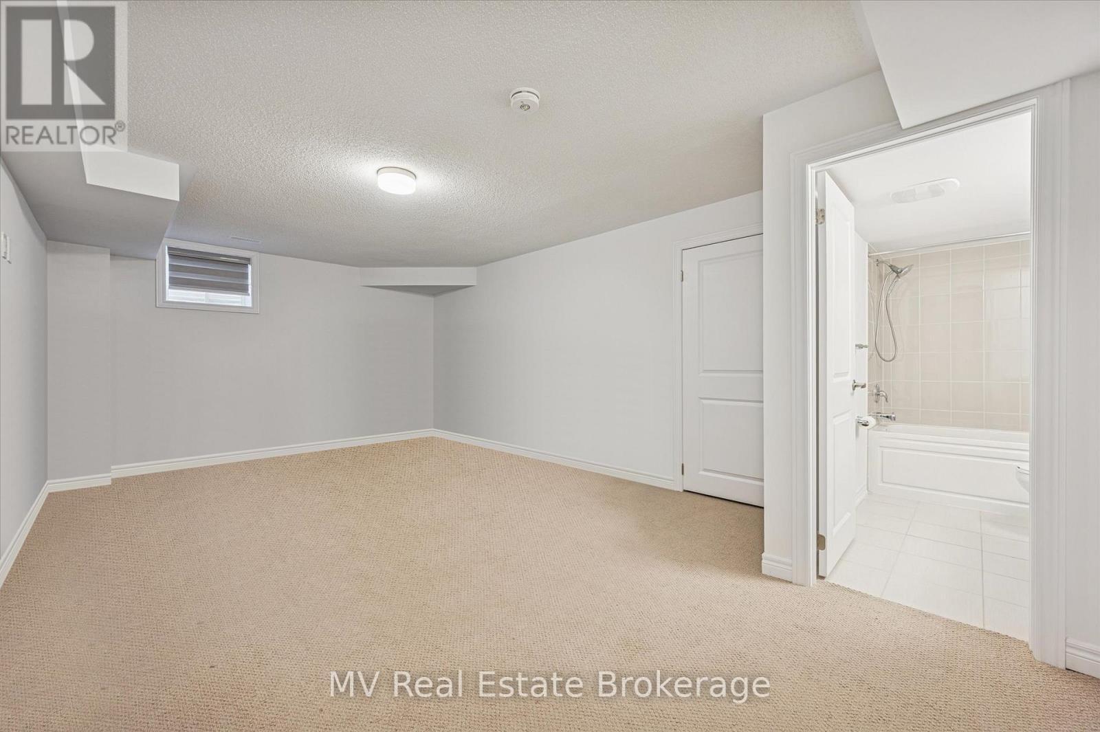 18 Gauley Drive, Centre Wellington (Fergus), ON - Indoor Photo Showing Other Room
