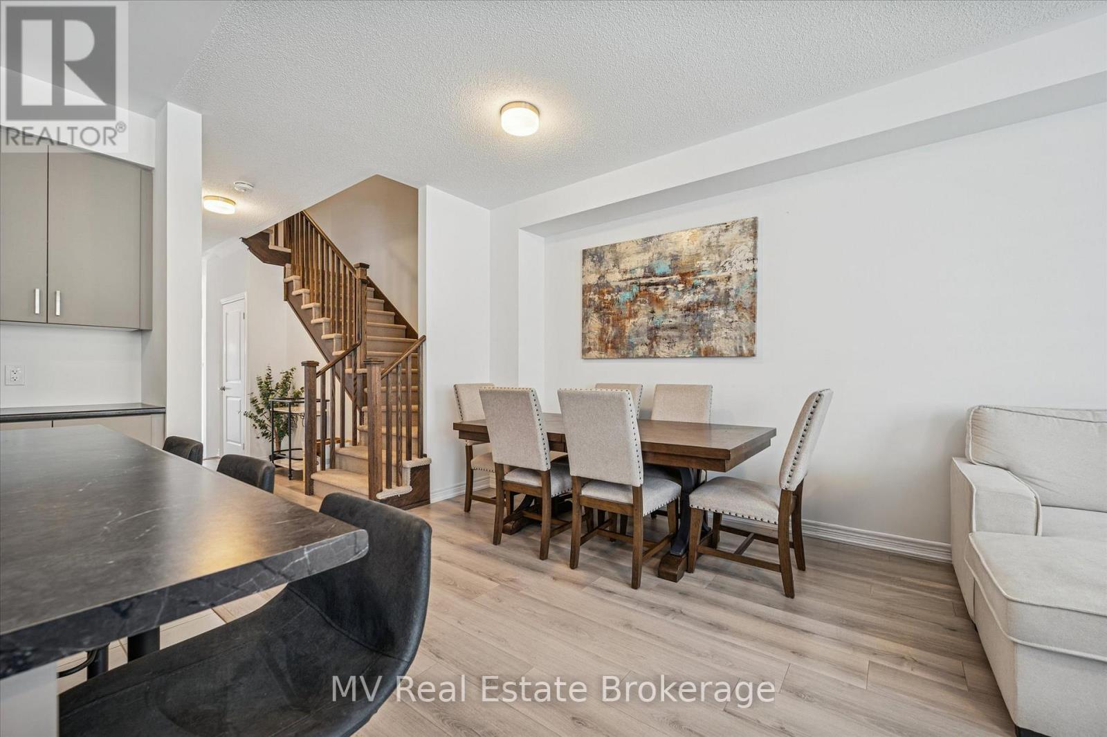 18 Gauley Drive, Centre Wellington (Fergus), ON - Indoor Photo Showing Dining Room