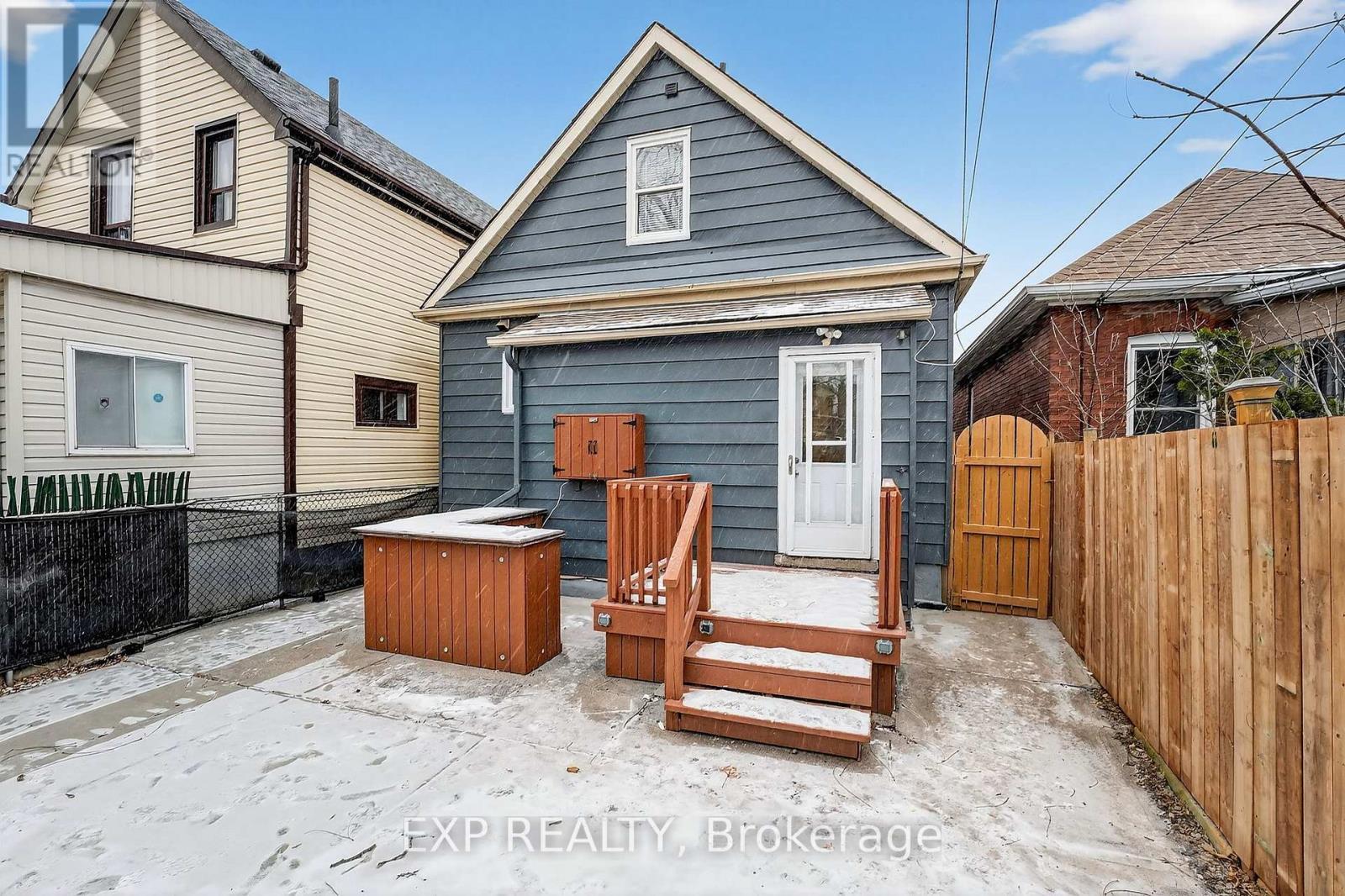 201 Grosvenor Avenue N, Hamilton, ON