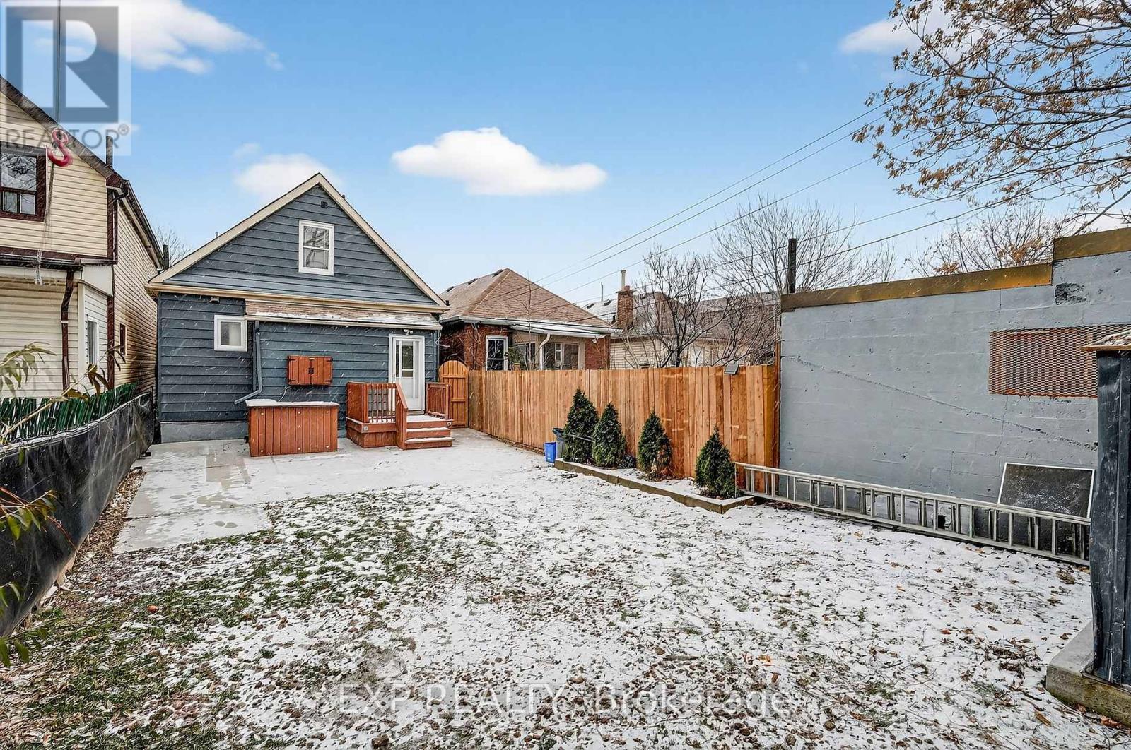 201 Grosvenor Avenue N, Hamilton, ON