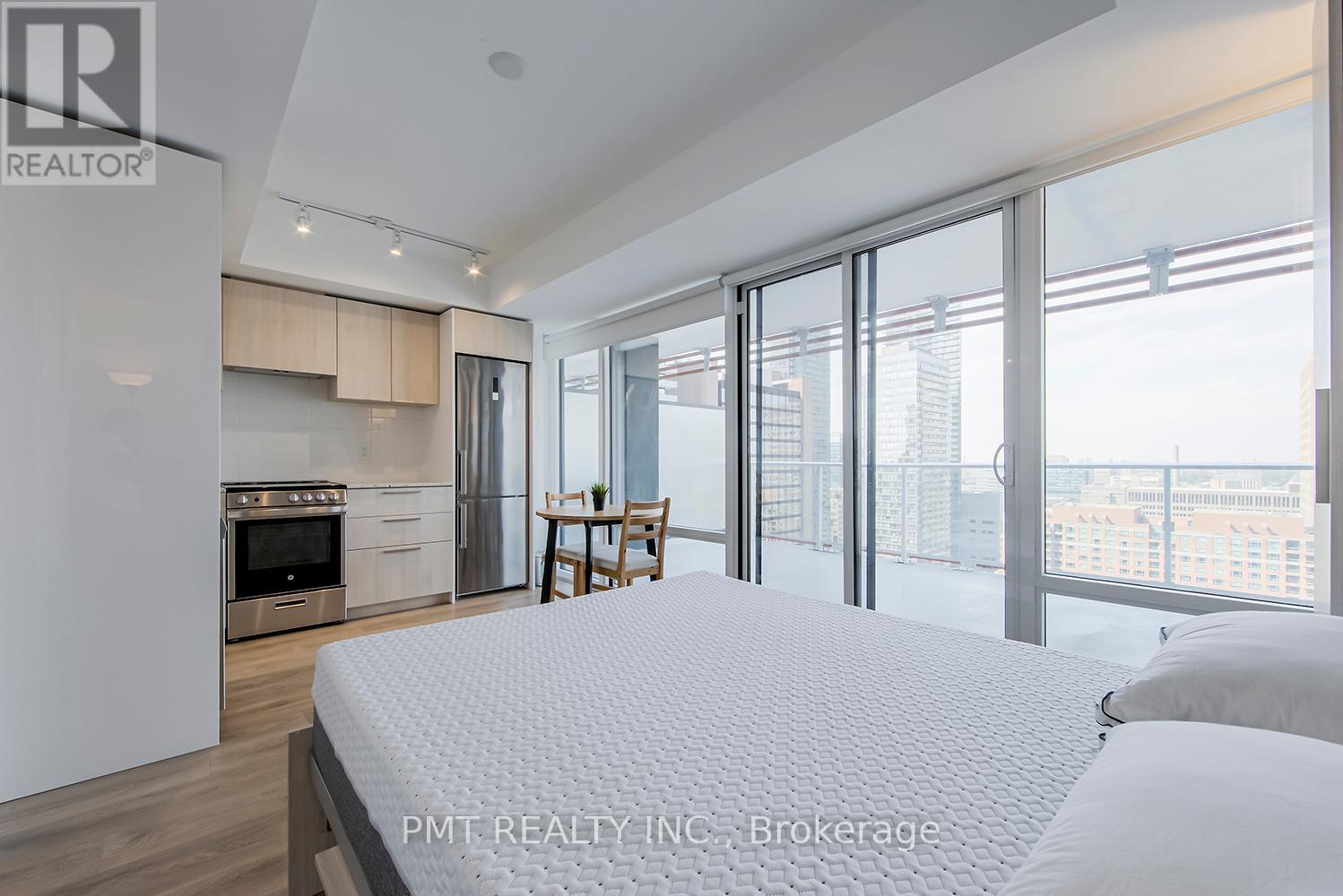 2106 - 18 Maitland Terrace, Toronto, ON - Indoor Photo Showing Bedroom