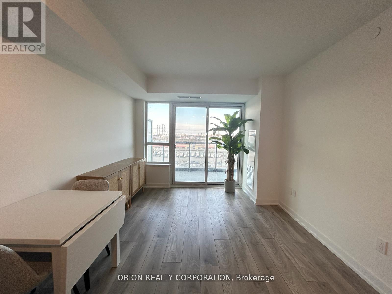 811 - 1455 Celebration Drive, Pickering, ON - Indoor Photo Showing Other Room