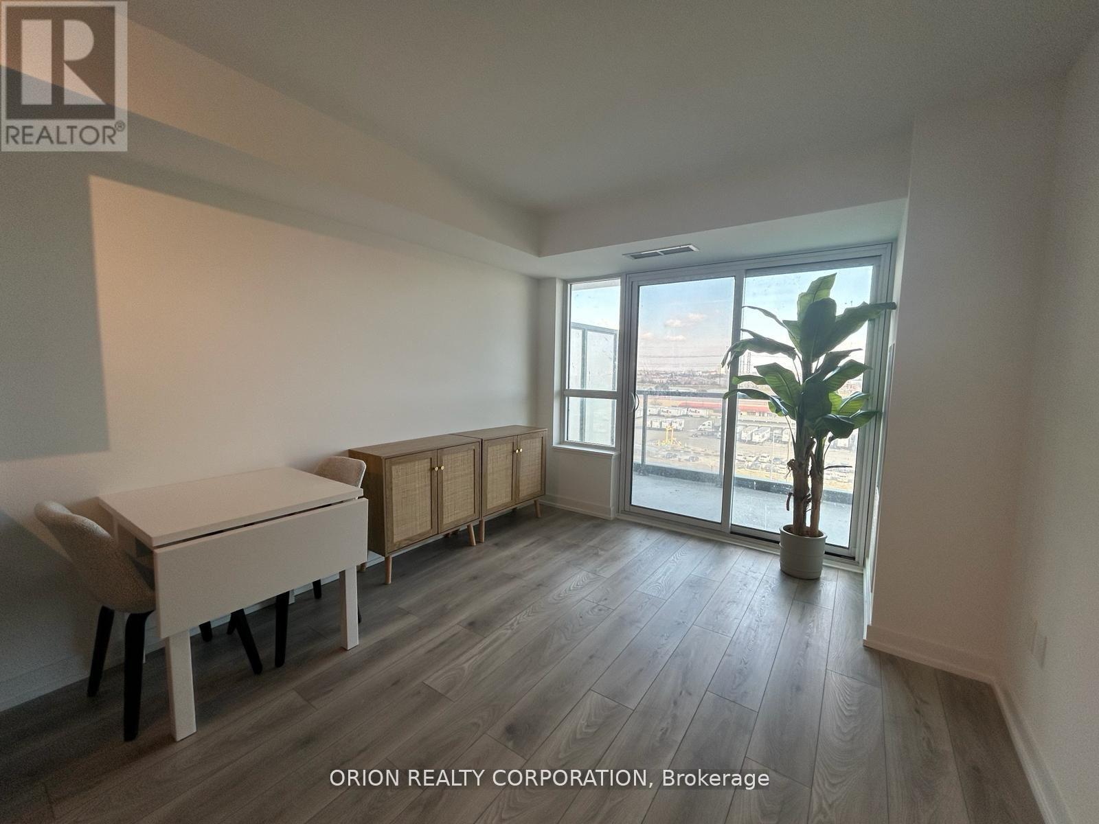 811 - 1455 Celebration Drive, Pickering, ON - Indoor Photo Showing Other Room