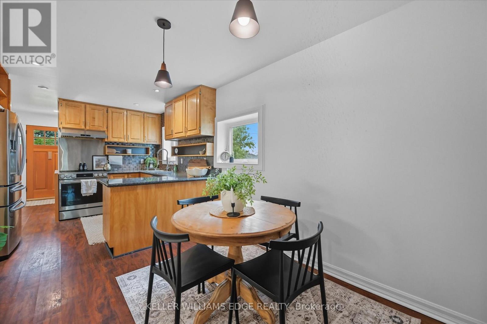 1348 Augustine Drive, Burlington, ON - Indoor