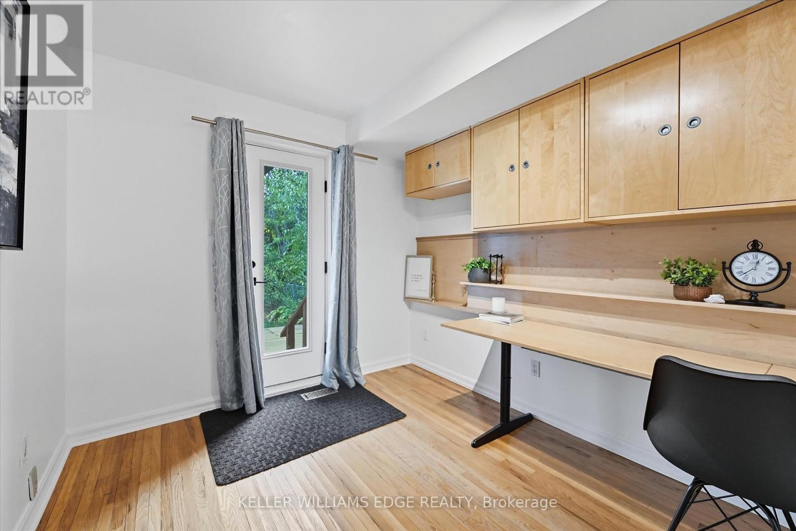 1348 Augustine Drive, Burlington, ON - Indoor