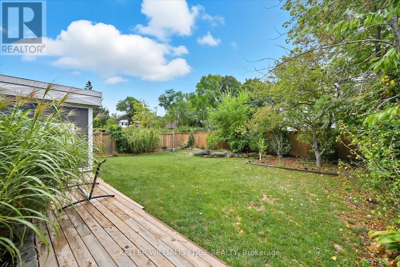 1348 Augustine Drive, Burlington, ON - Outdoor With Deck Patio Veranda