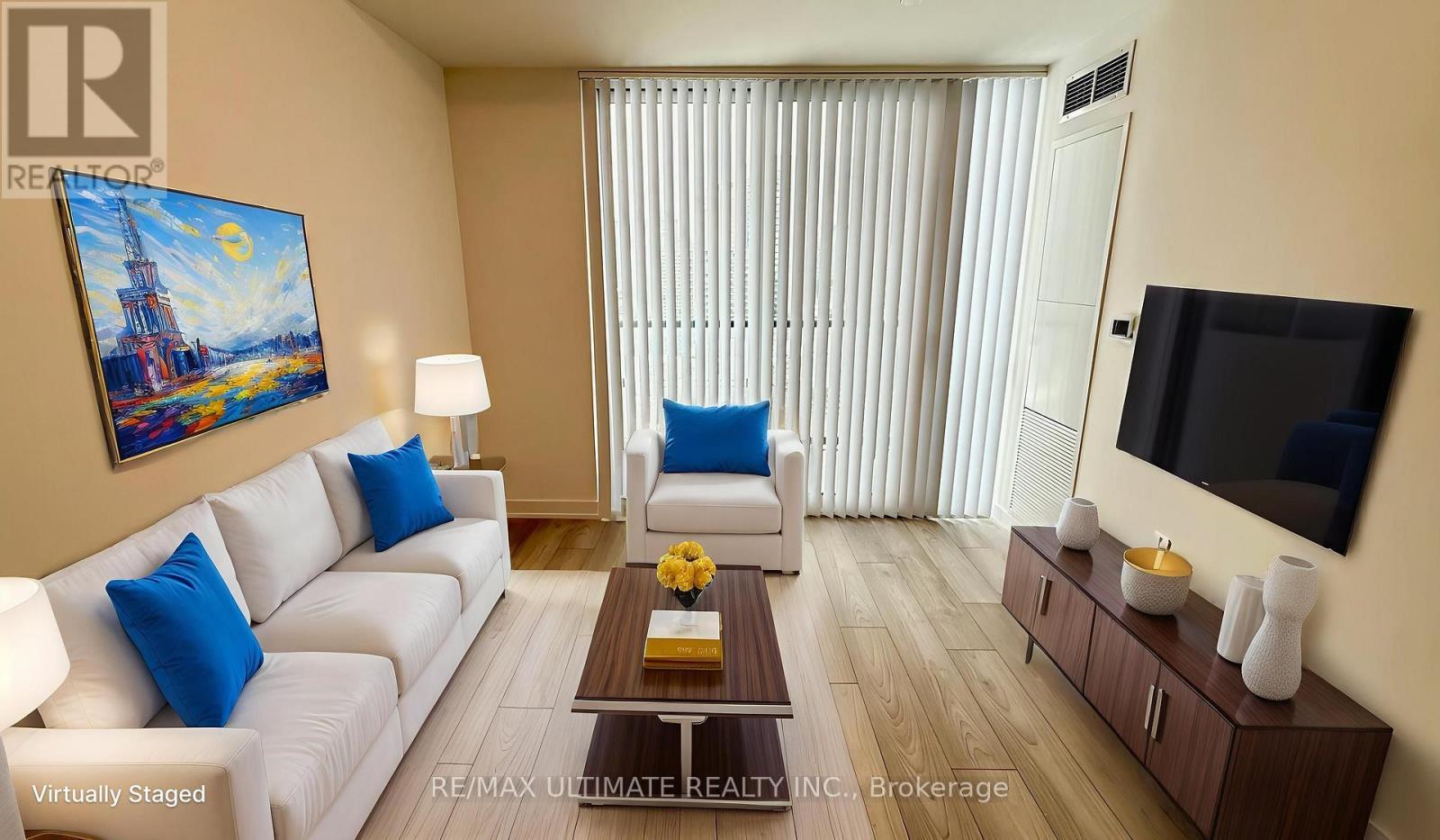 822 - 5858 Yonge Street, Toronto, ON - Indoor Photo Showing Living Room